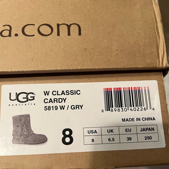 Ugh Classic Cardy Boot - Gray - Picture 7 of 7